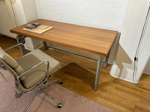 Cassina LC6 skrivebord