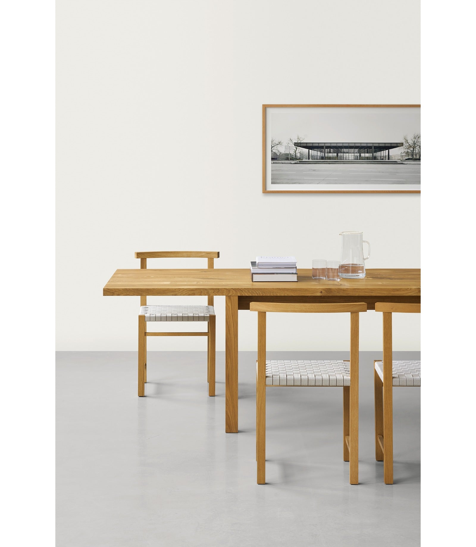 E15 Galerie table