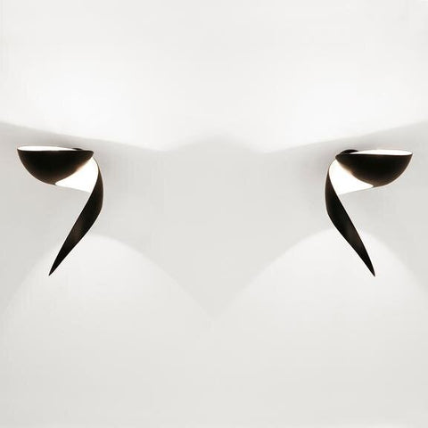 Serge Mouille - Small Wall Lamp "Flame" Gauche & Droite