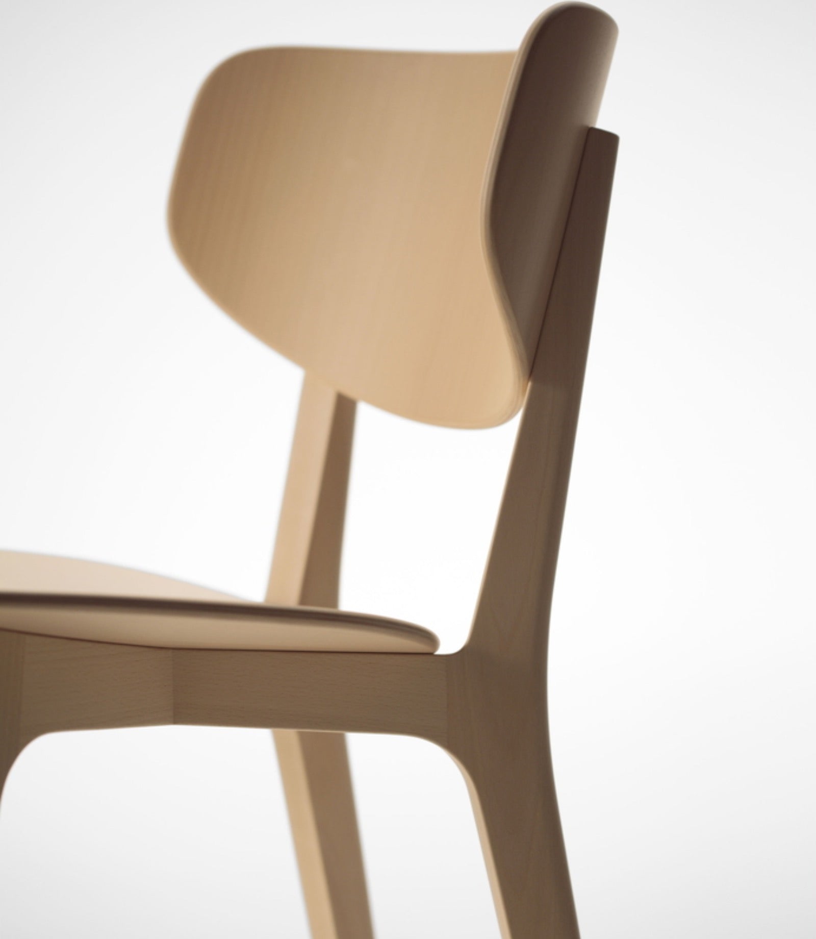 Roundish Chair Wooden Seat